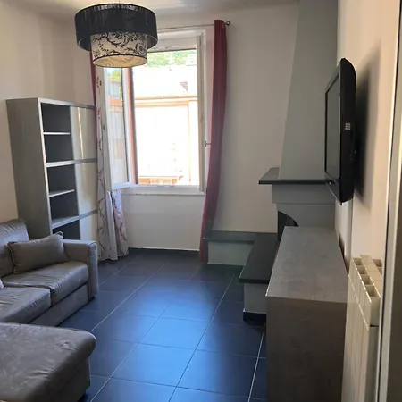 5 Terre Paula House Апартаменты *