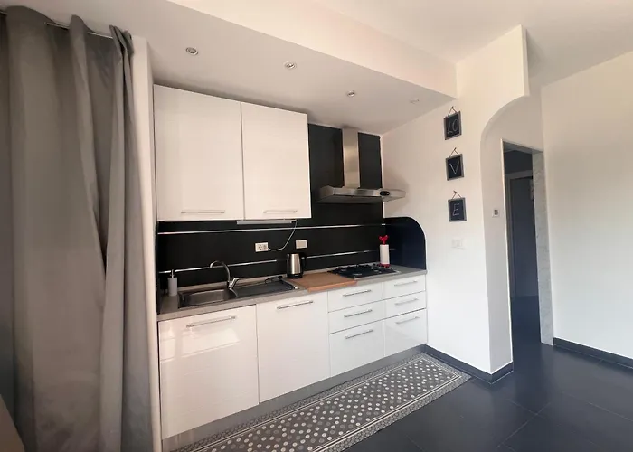 5 Terre Paula House